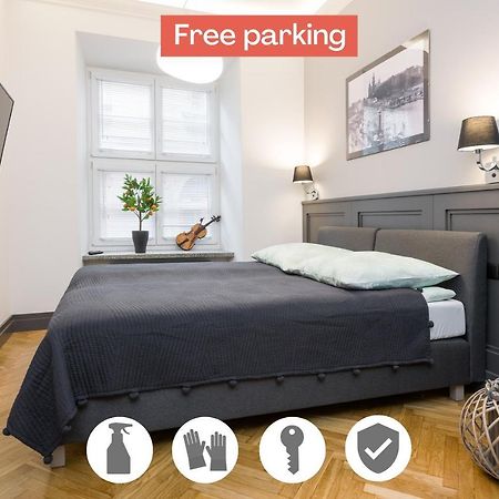 Luxury Apartment At The Main Square Красков Екстериор снимка