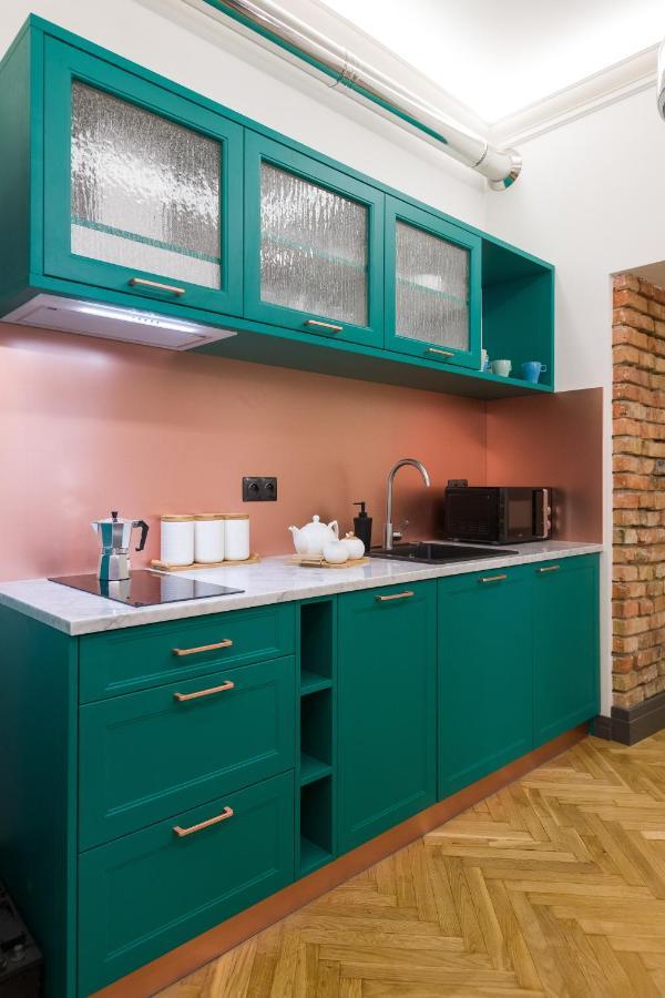 Luxury Apartment At The Main Square Красков Екстериор снимка